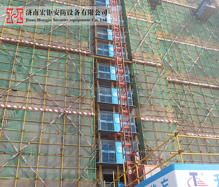 施工电梯安全门-003