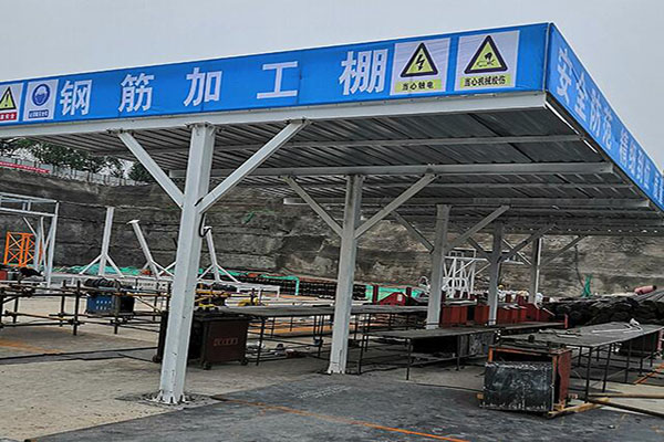 悬挑式防护棚